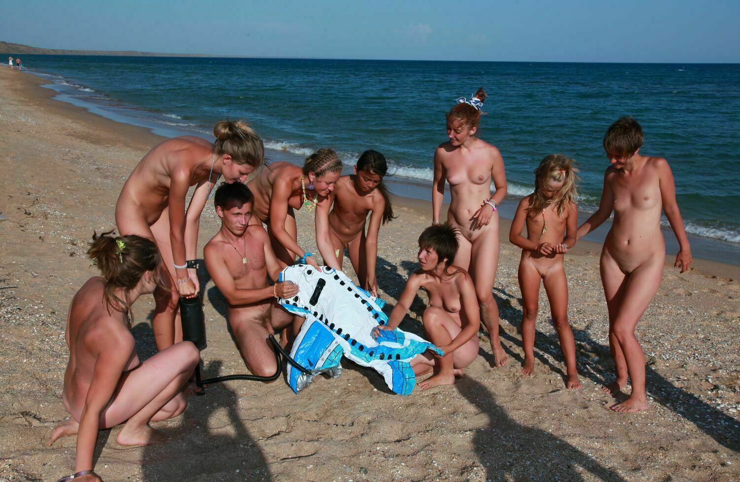 Purenudism Photo-Nudist Family Events [Blue Danube Coast]
